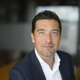 Portrait of Robert van Asten
