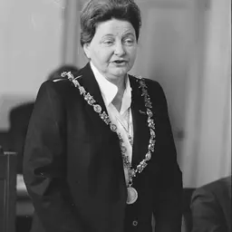 Portrait of Elizabeth Schmitz
