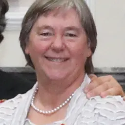 Portrait of Deb Schulte