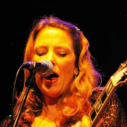 Portrait of Susan Tedeschi