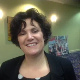Portrait of Claire Hanna