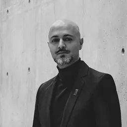Portrait of Nader Faghihzadeh