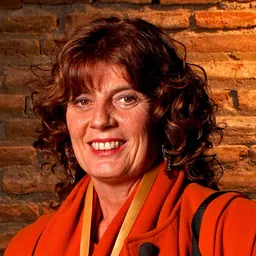 Portrait of Consuelo Holzapfel