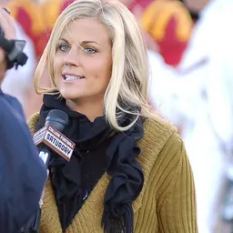 Portrait of Samantha Ponder