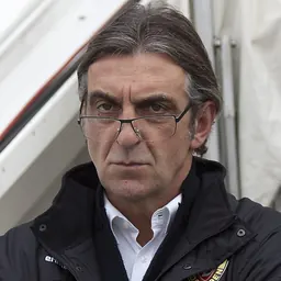 Portrait of Ralf Minge