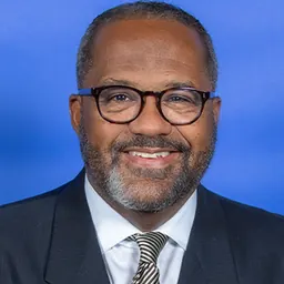 Portrait of Troy Carter