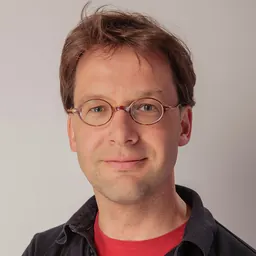 Portrait of Ronald van Raak