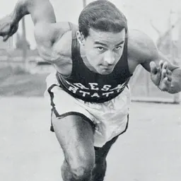 Portrait of Mike Agostini