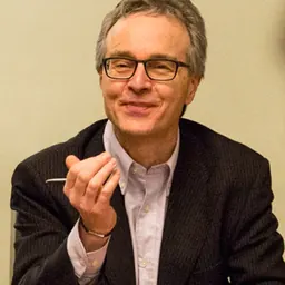 Portrait of Stephen Halliwell