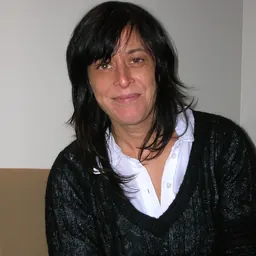 Portrait of Verónica Chen