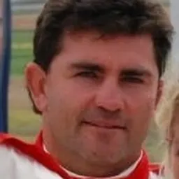 Portrait of Robbie Kearns