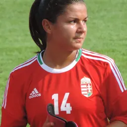 Portrait of Evelin Fenyvesi
