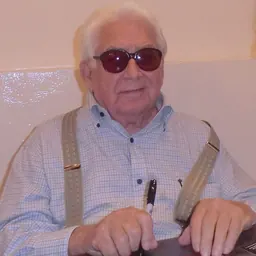 Portrait of Oswaldo Vigas