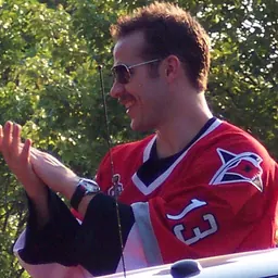 Portrait of Ray Whitney