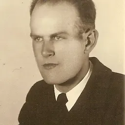 Portrait of Adam Dedio