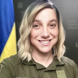 Portrait of Sarah Ashton-Cirillo