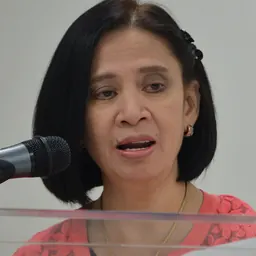 Portrait of Lourdes Yparraguirre