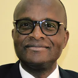 Portrait of Maker Mwangu Famba