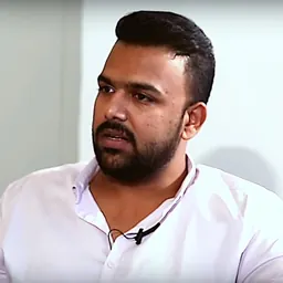 Portrait of Tharun Bhascker Dhaassyam