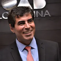 Portrait of Marcelo Belinati
