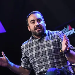 Portrait of Alex Stamos