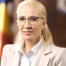 Portrait of Ramona-Ioana Bruynseels