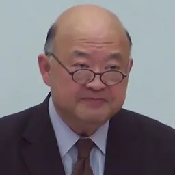 Portrait of Geoffrey Ma
