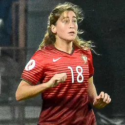 Portrait of Carolina Mendes