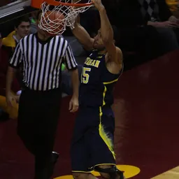 Portrait of Jon Horford