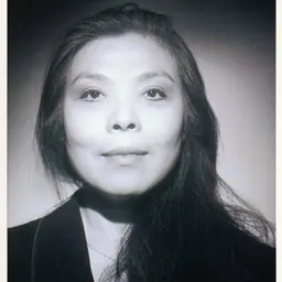 Portrait of Qiulin Zhang