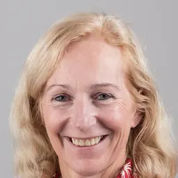 Portrait of Bernadette Weyland