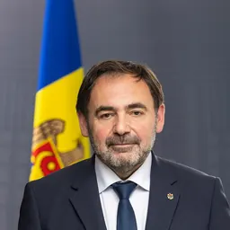 Portrait of Mark Tkaciuk