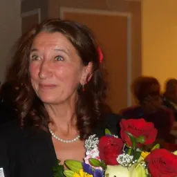 Portrait of Yana Mintoff