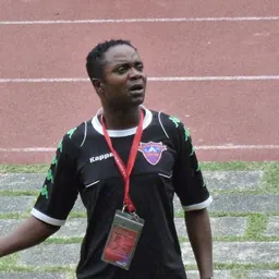 Portrait of Zola Kiniambi