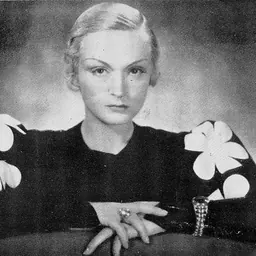 Portrait of Camilla Horn