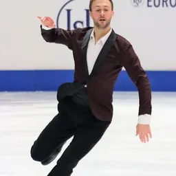 Portrait of Davide Lewton Brain
