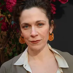 Portrait of Jen Tullock