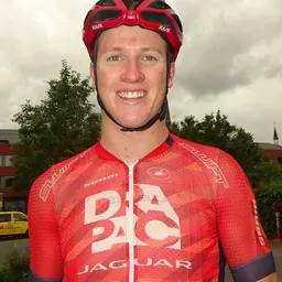 Portrait of Jason Lowndes