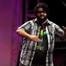 Portrait of Steve Zaragoza