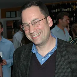 Portrait of Scott Rosenberg