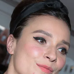 Portrait of Gizzi Erskine