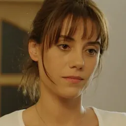 Portrait of Cansu Dere