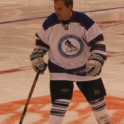 Portrait of Cliff Ronning