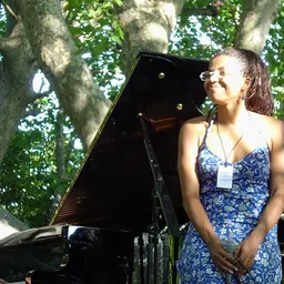 Portrait of Mina Agossi