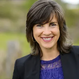 Portrait of Dawn Walker
