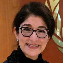 Portrait of Aarti Holla-Maini