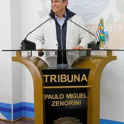 Portrait of Marcelo Veiga