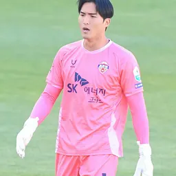 Portrait of Kim Dong-jun