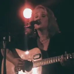 Portrait of Gretchen Peters