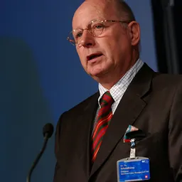 Portrait of Thomas Schmidheiny